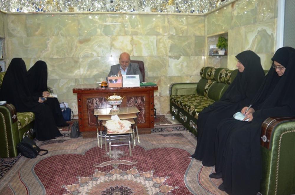 استعداداً لزيارة المبعث النبويّ الحاج خالد شنون نائب الأمين العام يعقد اجتماعا مع مسؤولات الشعب النسوية